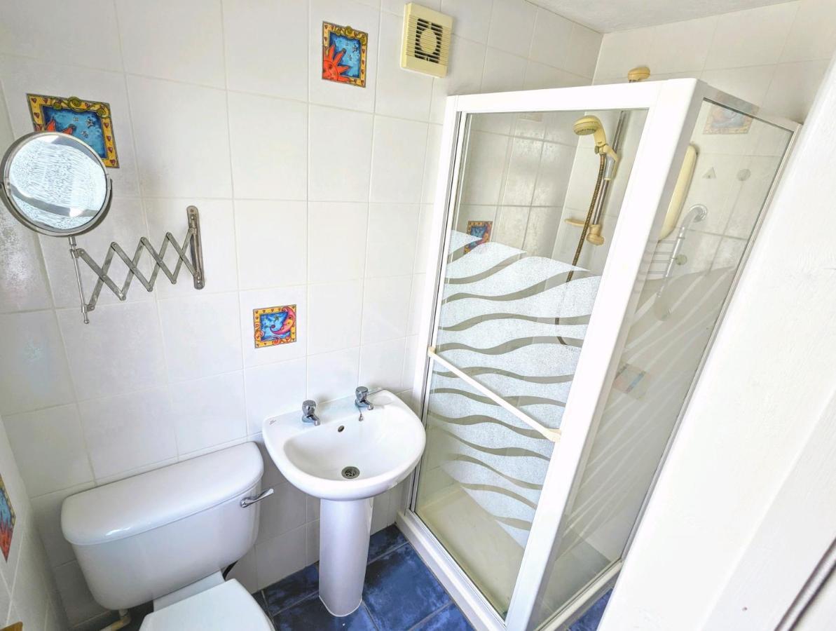 ברייטון Stunning 4Br House With Free Parking - By Innit מראה חיצוני תמונה